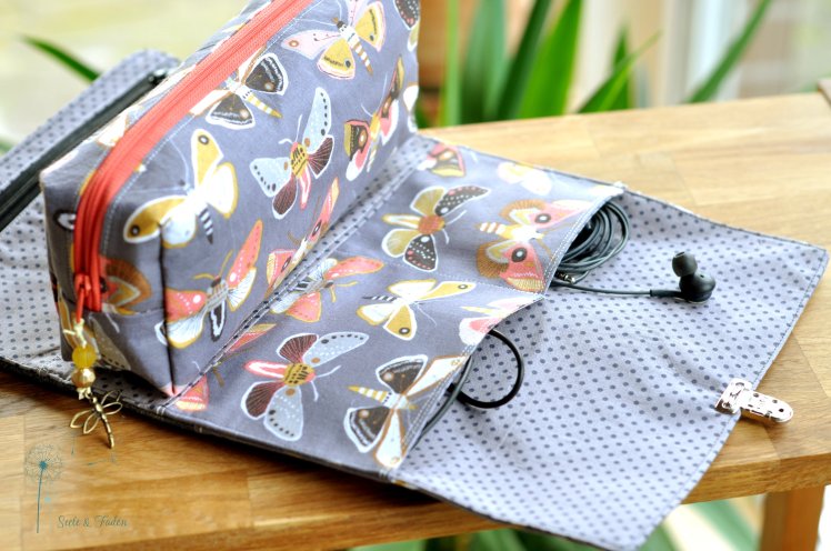 01 rollup farbenmix motte 7