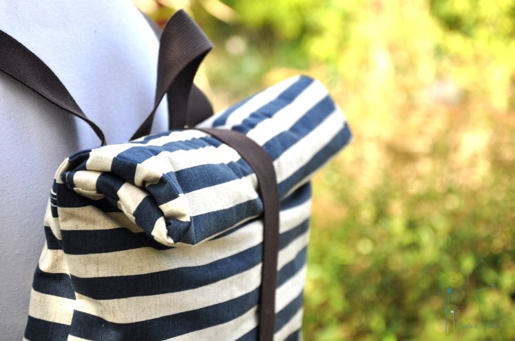 1 ELIN003 Rucksack Rolltop Streifen dunkelblau 4